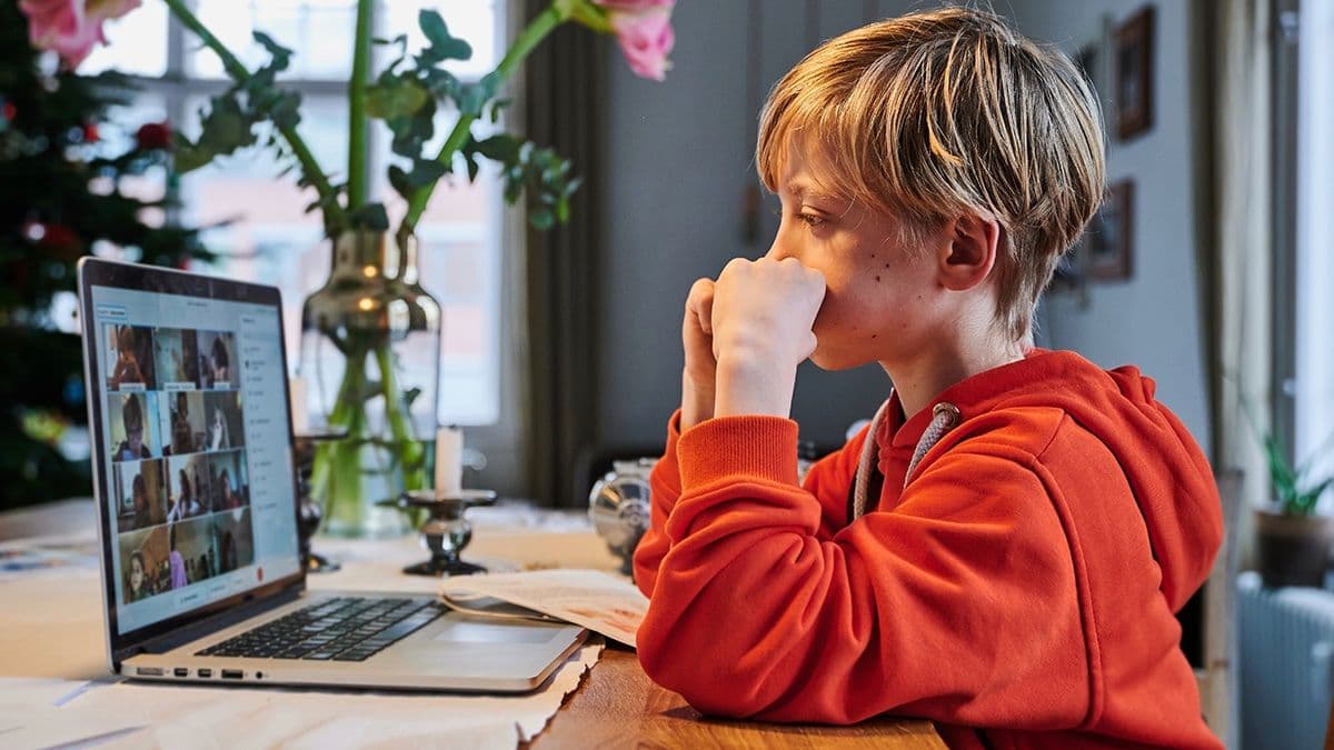 How the Best Online Schools Help Students Build Strong Academic Discipline