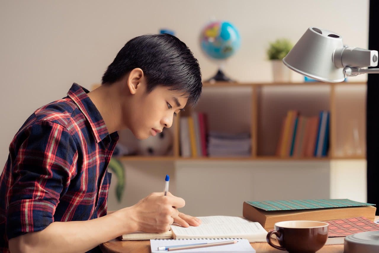 How to Ace Your Economics Exam: Tips for Edexcel GCSE /AS and A Level Students